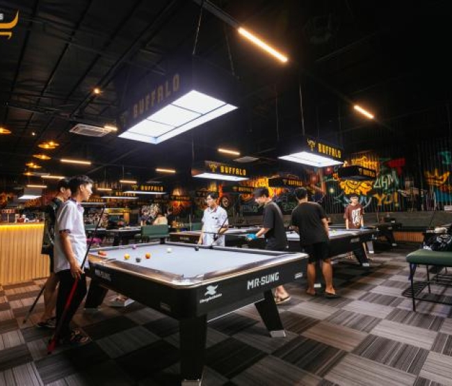 Trải nghiệm quán bida quận 12 giá bình dân nhưng chất lượng dịch vụ tốt